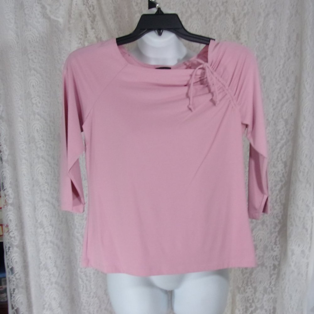 JKLA Pink Knit Top Size L  NWOT